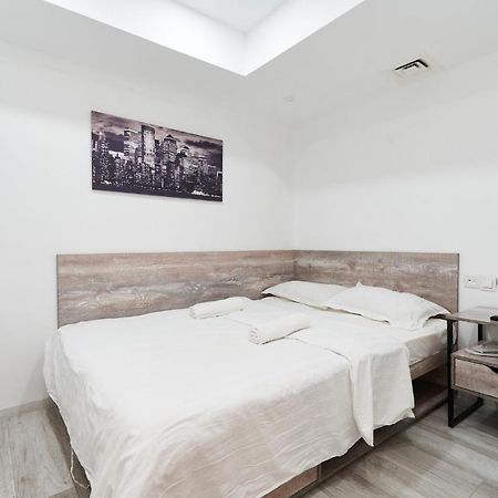 7 Days Hotel Ałma Ata Zewnętrze zdjęcie